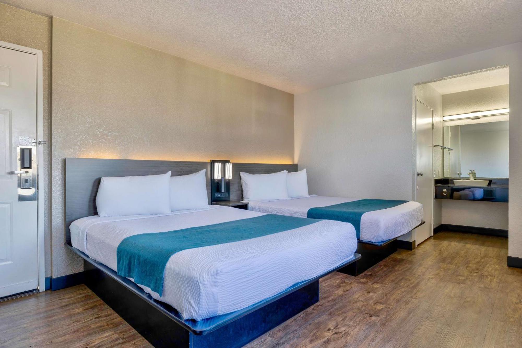 Motel 6-Anaheim, Ca - Fullerton East מראה חיצוני תמונה