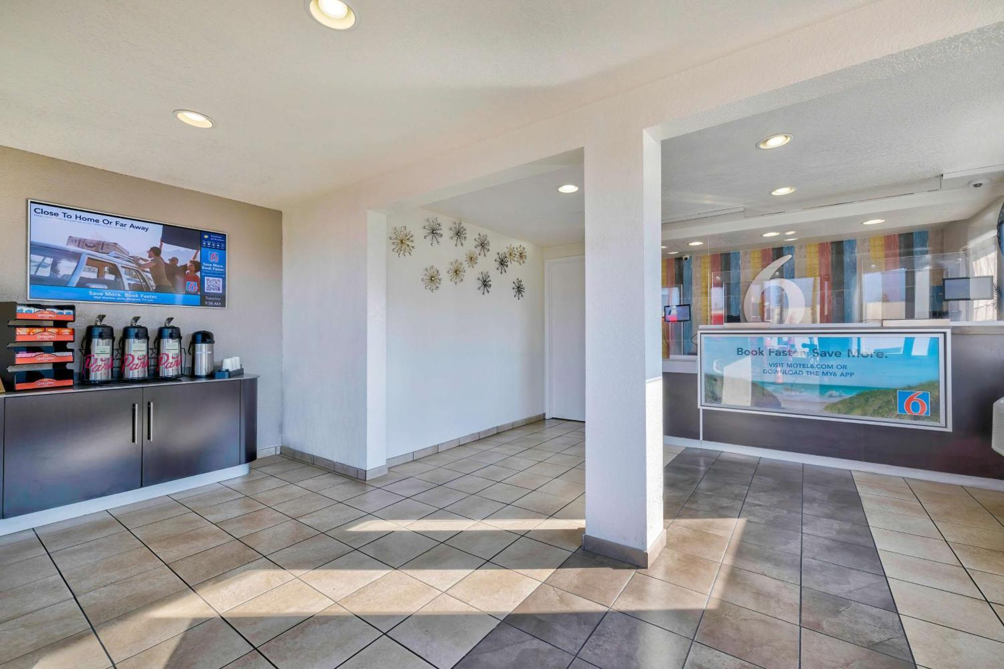 Motel 6-Anaheim, Ca - Fullerton East מראה חיצוני תמונה