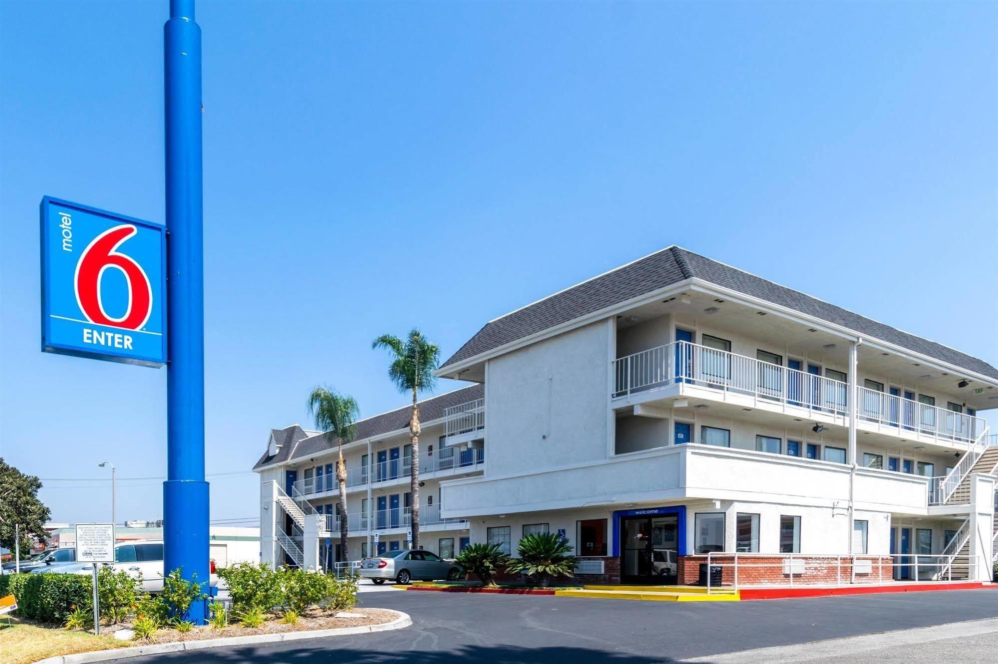 Motel 6-Anaheim, Ca - Fullerton East מראה חיצוני תמונה