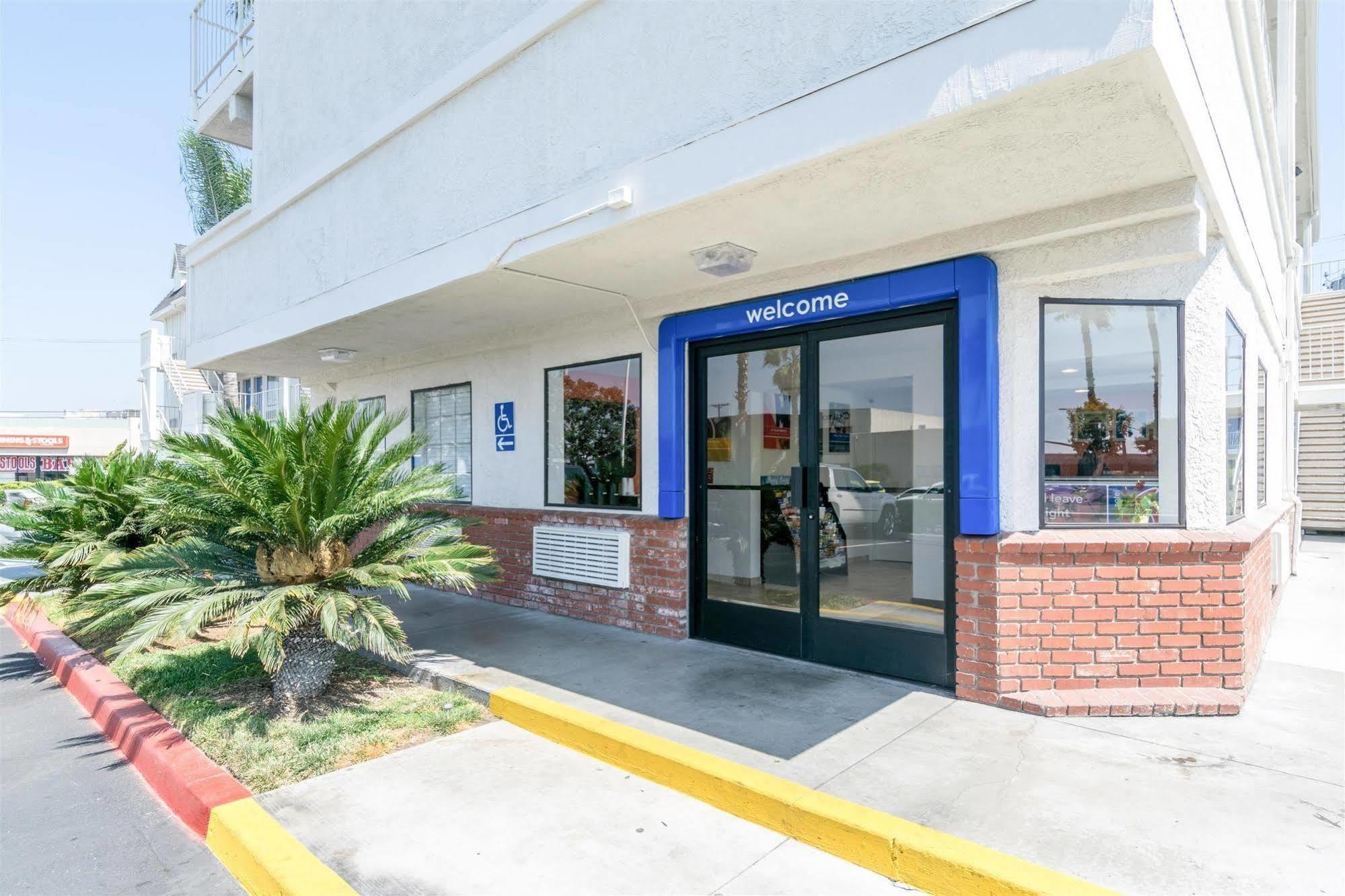 Motel 6-Anaheim, Ca - Fullerton East מראה חיצוני תמונה
