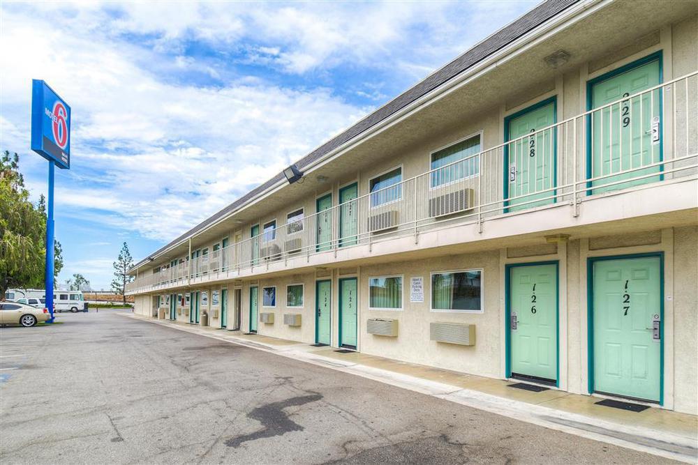 Motel 6-Anaheim, Ca - Fullerton East מראה חיצוני תמונה