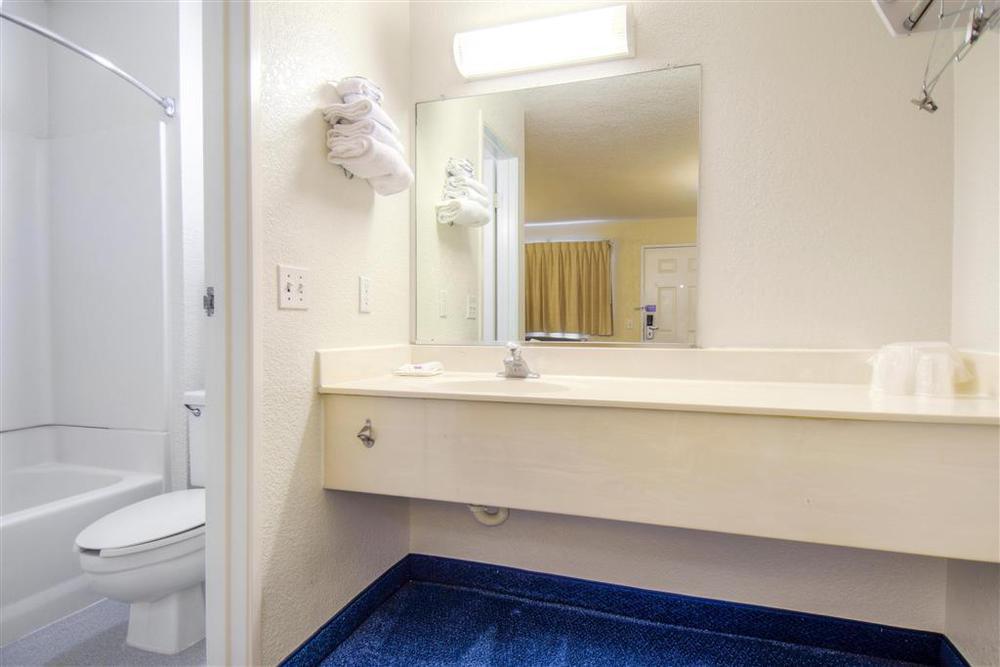 Motel 6-Anaheim, Ca - Fullerton East חדר תמונה